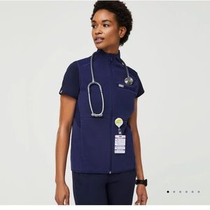 FIGS - On Shift Fleece Vest